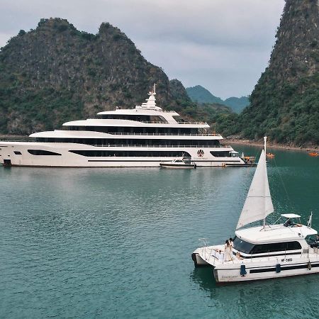 Hotel Scarlet Pearl Cruises à Hạ Long Extérieur photo