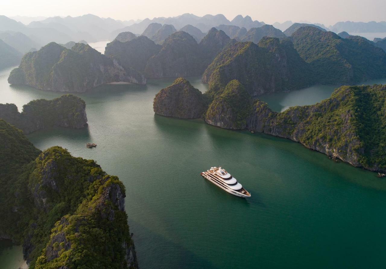 Hotel Scarlet Pearl Cruises à Hạ Long Extérieur photo