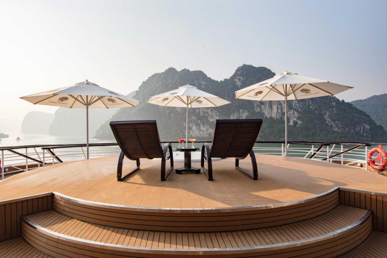 Hotel Scarlet Pearl Cruises à Hạ Long Extérieur photo